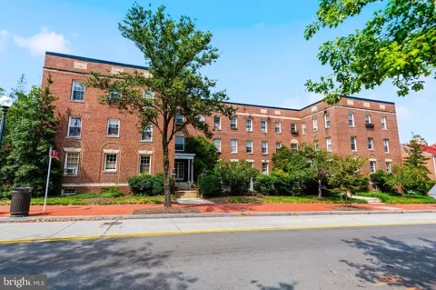 2527 Q STREET NW #206