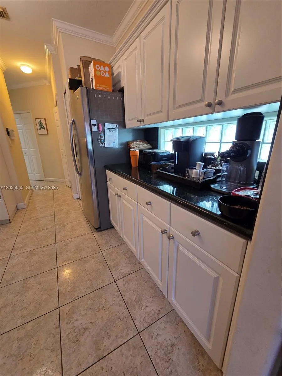 11253 NW 47th Ln Doral, FL 33178