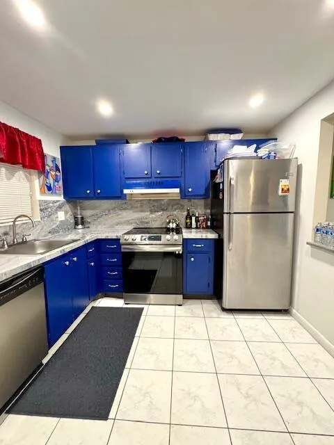 610 Tennis Club Drive #105