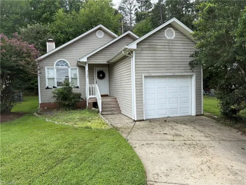 3126 Westbury Drive