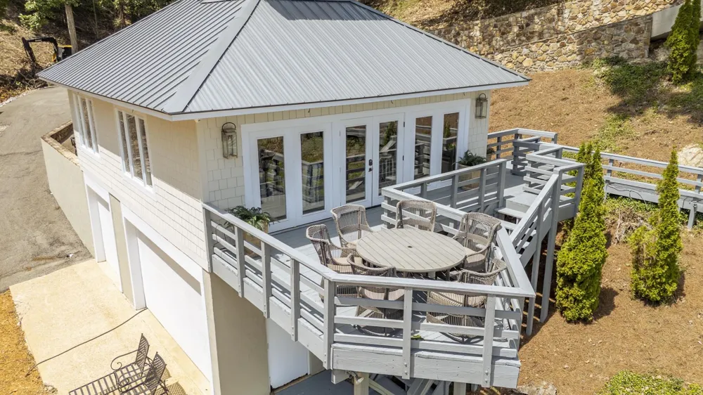 199 LAKESHORE LN Counce, TN 38326