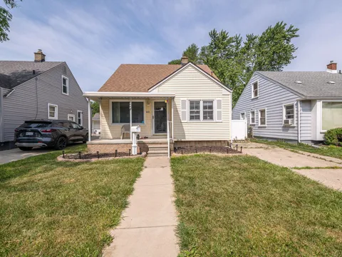 214 Cleveland Street