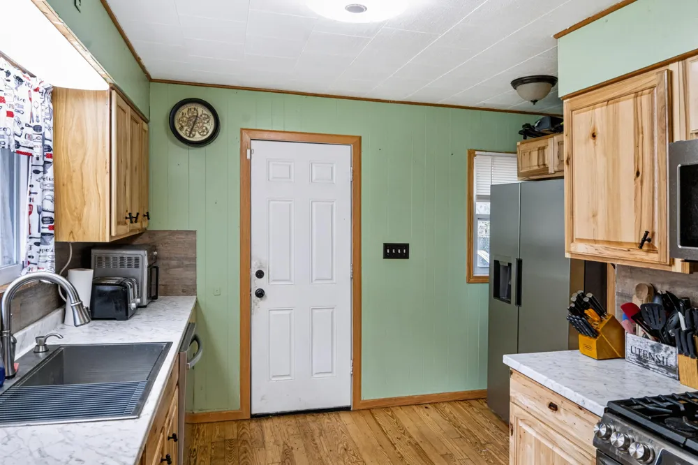866 E Isabella Avenue Muskegon City, MI 49442