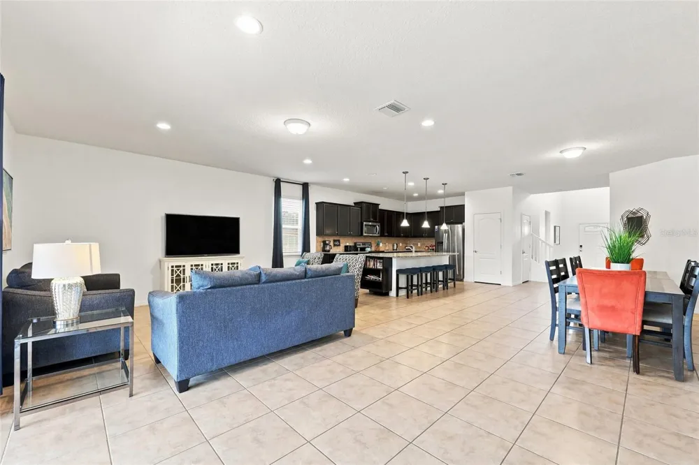1610 LIMA AVENUE Kissimmee, FL 34747