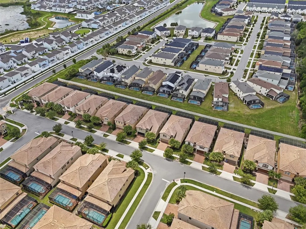 1610 LIMA AVENUE Kissimmee, FL 34747