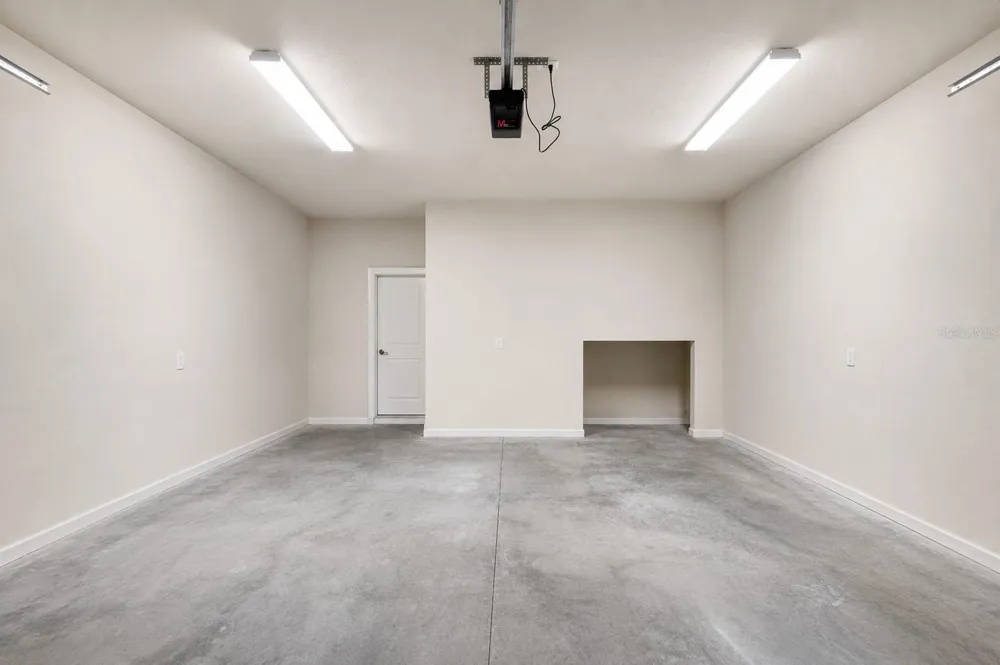 4920 ANNISTON CIRCLE Tampa, FL 33647