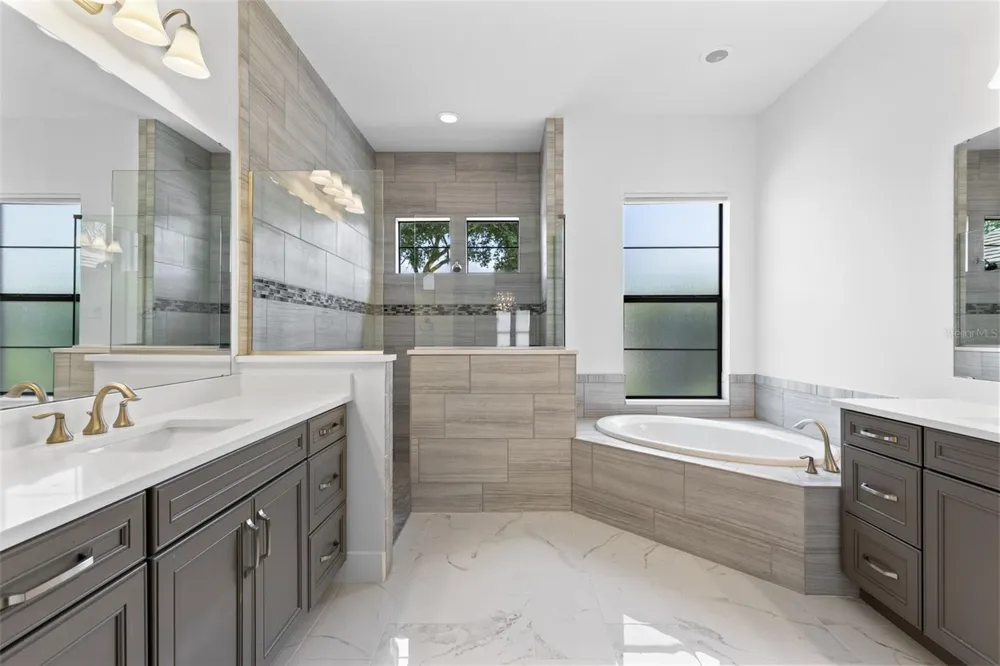 25858 CROSSINGS BLUFF LANE Sorrento, FL 32776