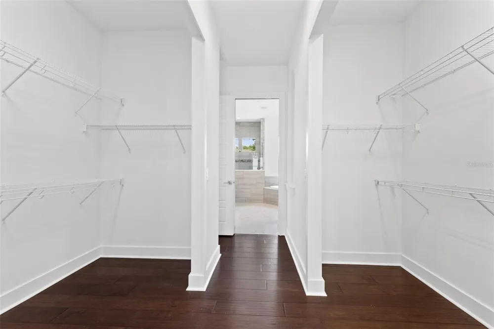 25858 CROSSINGS BLUFF LANE Sorrento, FL 32776