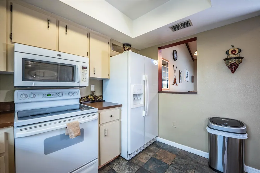 5225 IMPERIAL LAKES BOULEVARD #22 Mulberry, FL 33860