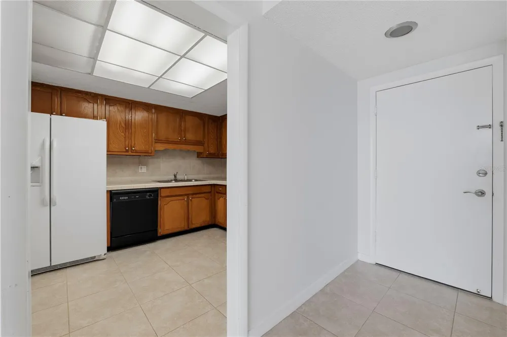 675 S GULFVIEW BOULEVARD #206 Clearwater Beach, FL 33767