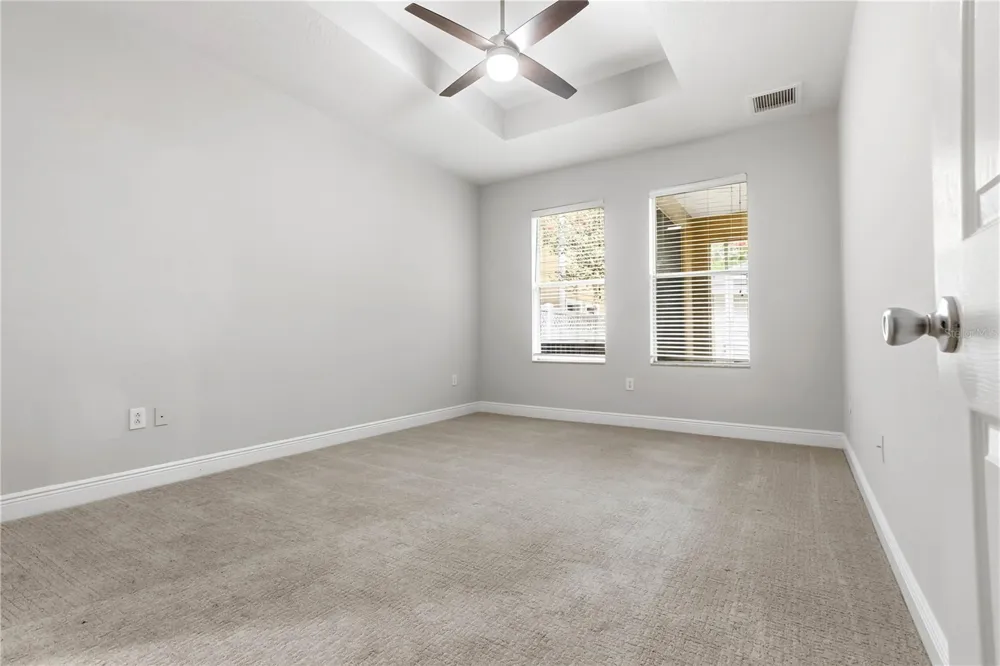 14606 BOURNEMOUTH ROAD Tampa, FL 33626