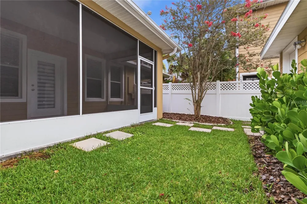 14606 BOURNEMOUTH ROAD Tampa, FL 33626