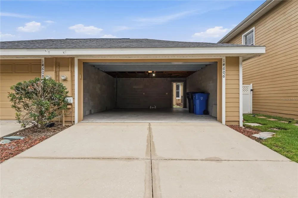 14606 BOURNEMOUTH ROAD Tampa, FL 33626