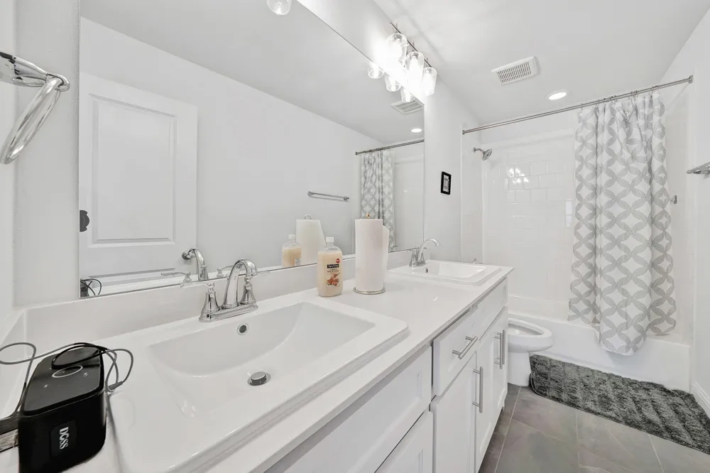 1008 Bolden Avenue Crowley, TX 76036