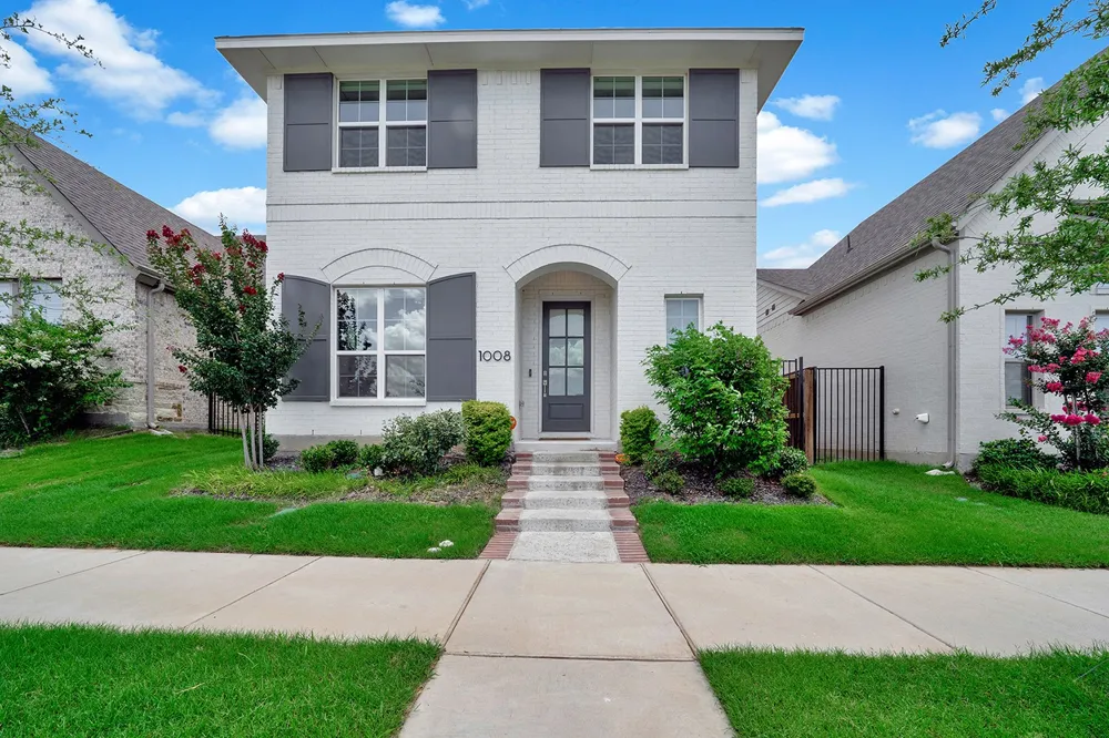 1008 Bolden Avenue Crowley, TX 76036