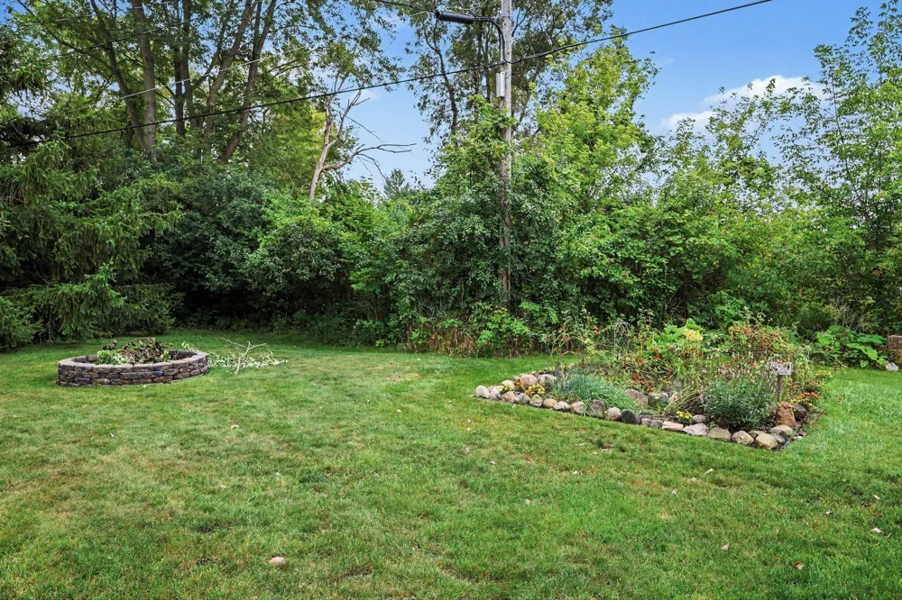 3775 Northmeadow Road Jackson, MI 49201