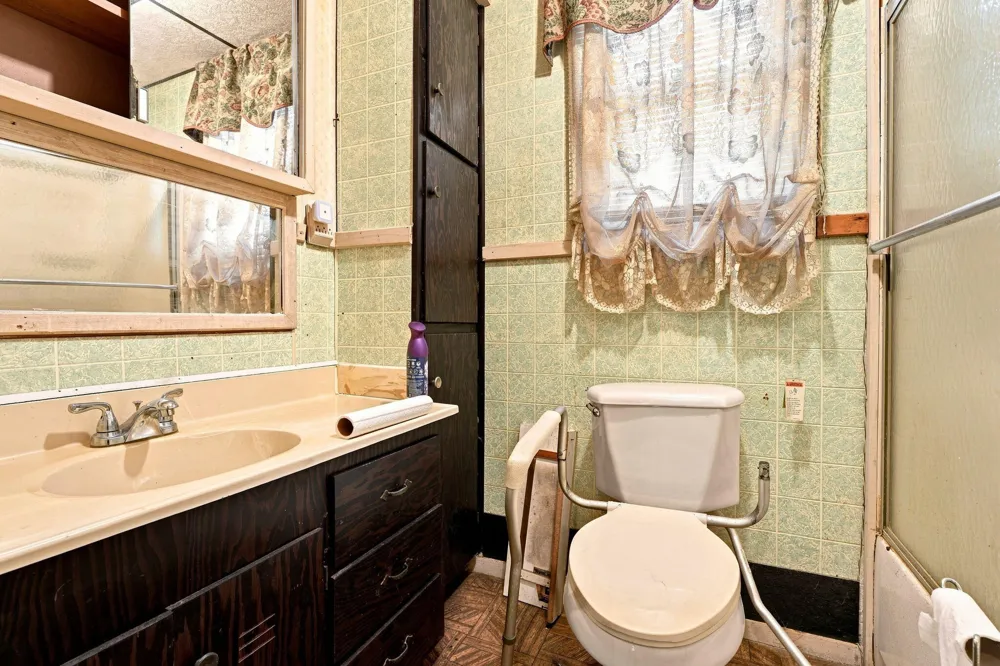 35 Hubbard Street Battle Creek, MI 49037