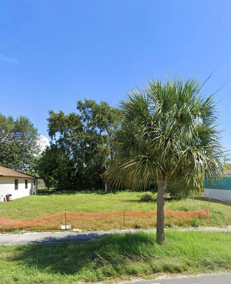 710 SW 3rd Pl Dania Beach, FL 33004
