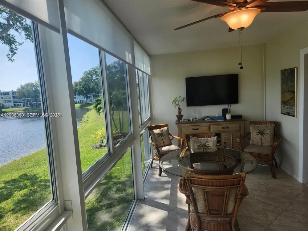 2114 E Cambridge  E #2114 Deerfield Beach, FL 33442