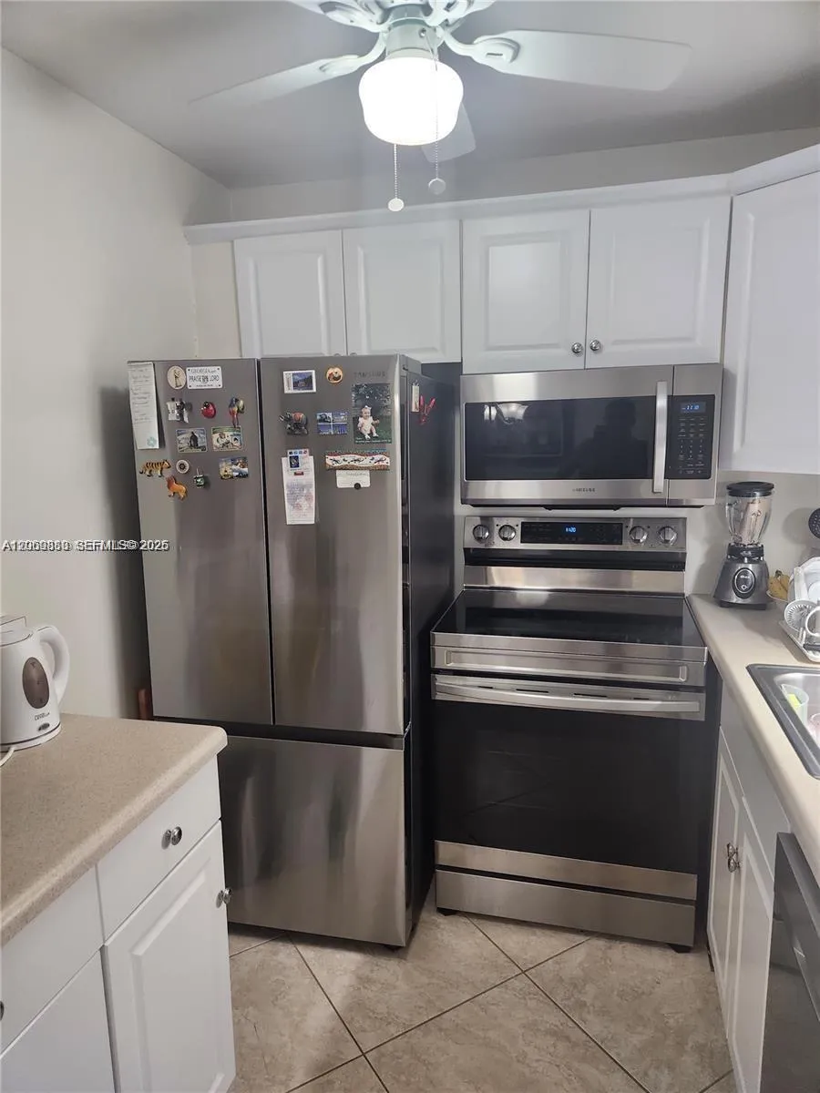 2114 E Cambridge  E #2114 Deerfield Beach, FL 33442