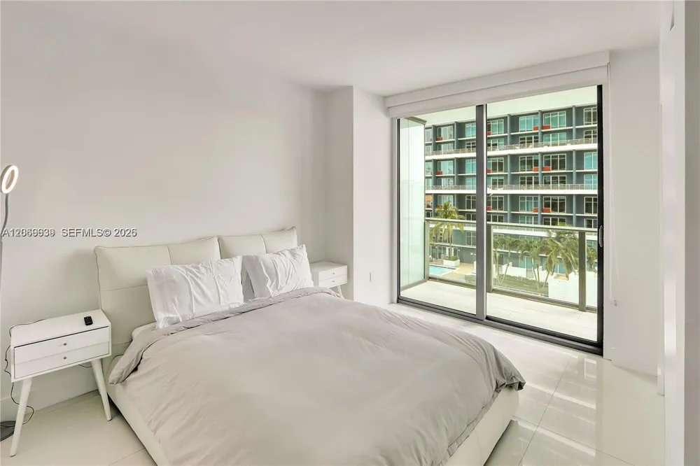 1300 S Miami Ave #1610 Miami, FL 33130