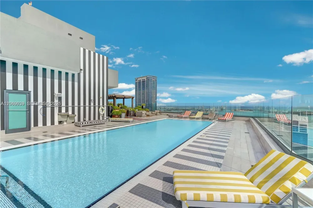 1300 S Miami Ave #1610 Miami, FL 33130