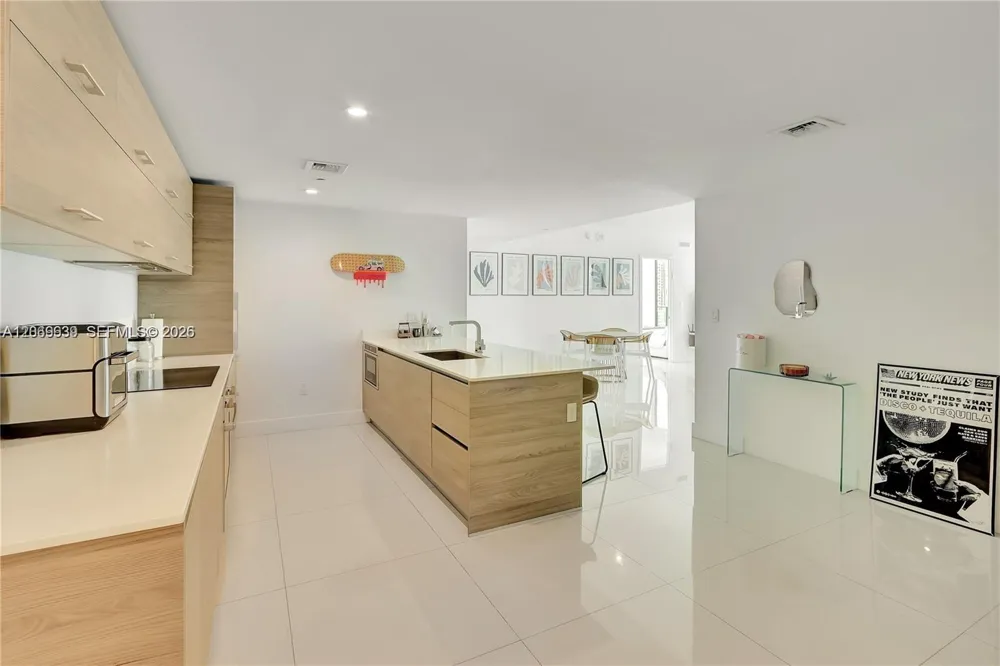 1300 S Miami Ave #1610 Miami, FL 33130
