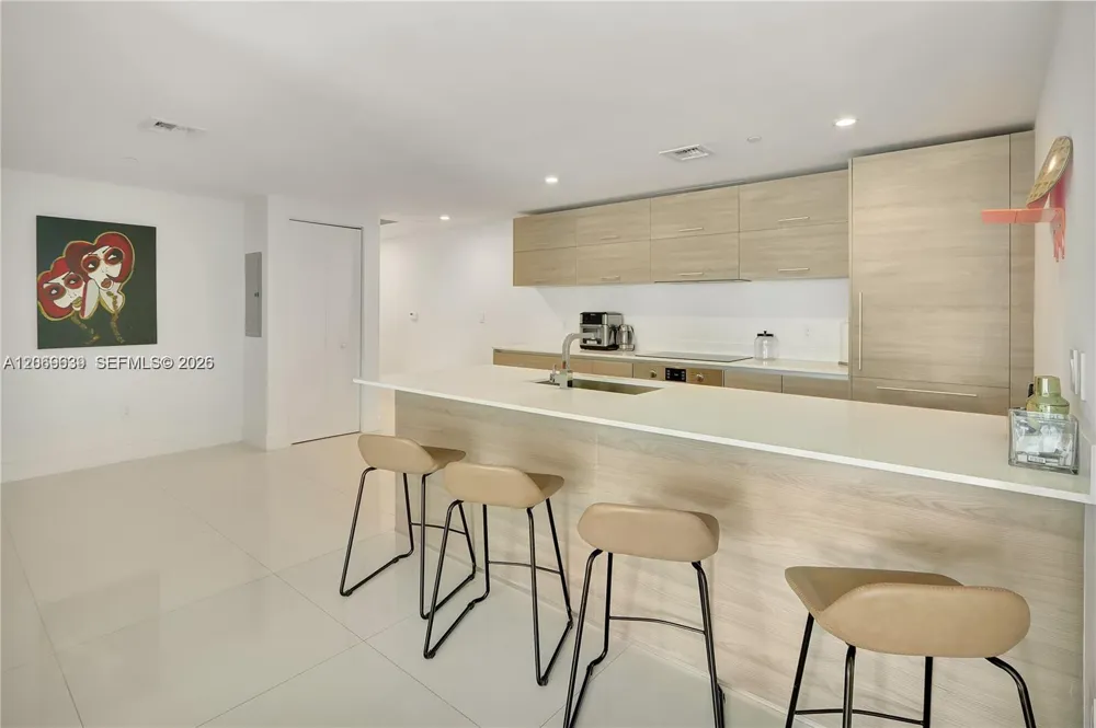 1300 S Miami Ave #1610 Miami, FL 33130