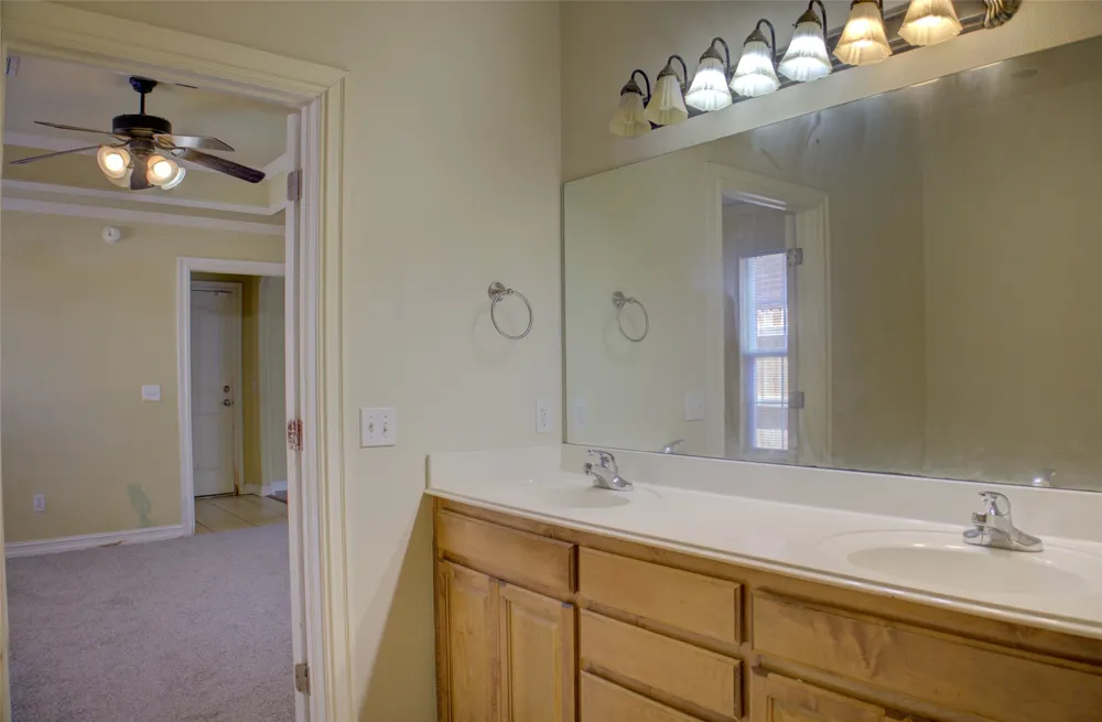 11206 S Birch Street Jenks, OK 74037