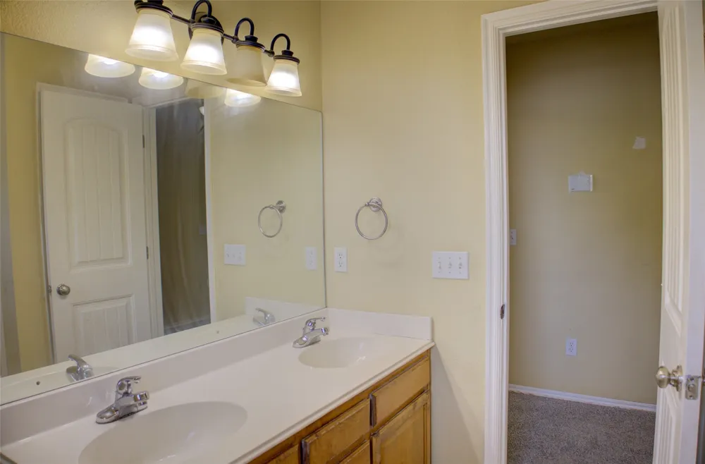 11206 S Birch Street Jenks, OK 74037