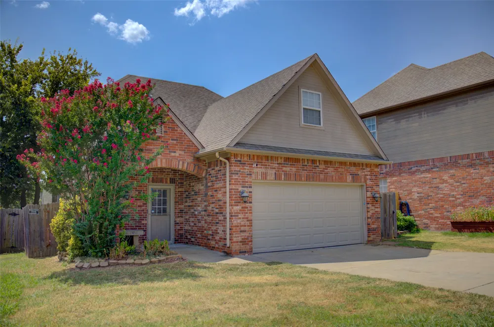 11206 S Birch Street Jenks, OK 74037