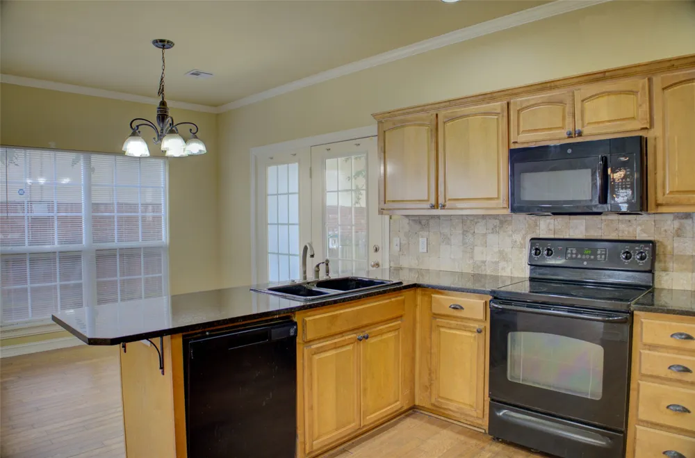 11206 S Birch Street Jenks, OK 74037