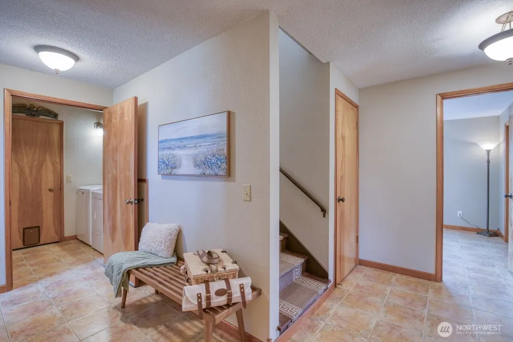 507 Sand Dune Avenue SW Ocean Shores, WA 98569