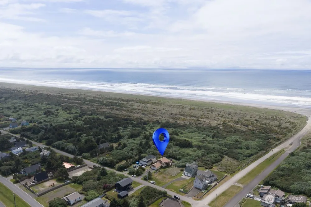 507 Sand Dune Avenue SW Ocean Shores, WA 98569