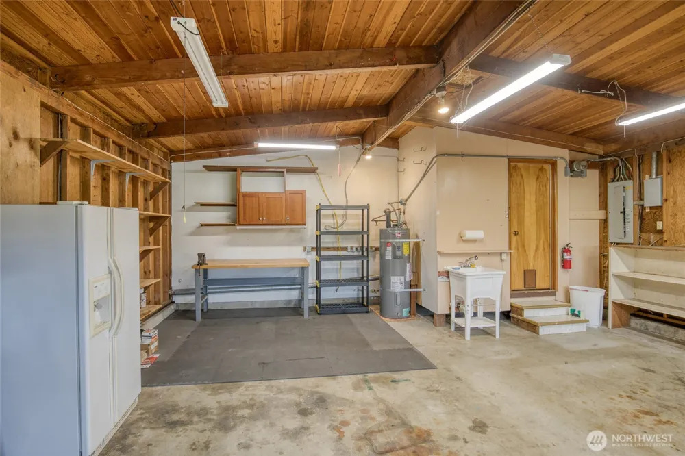 507 Sand Dune Avenue SW Ocean Shores, WA 98569