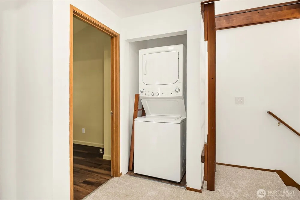 708 6th Avenue S #E101 Kent, WA 98032