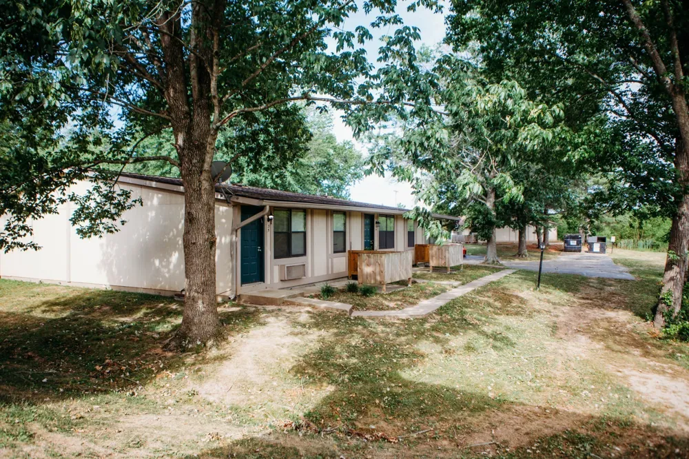 2421 Madison St #50 Clarksville, TN 37043