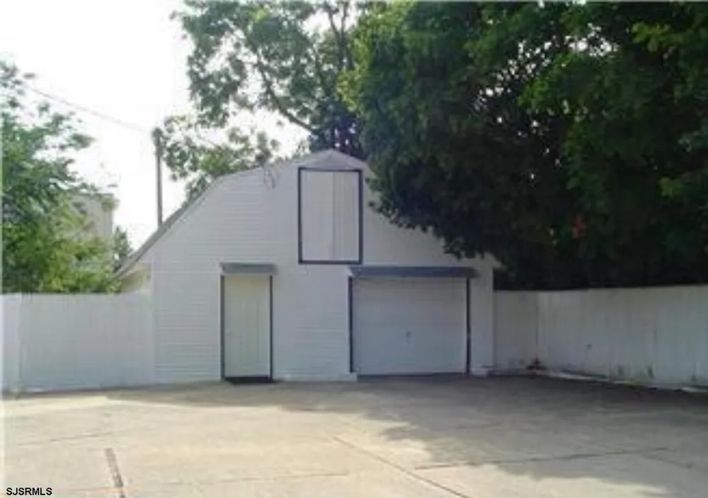 525 Buck Street Millville, NJ 08332