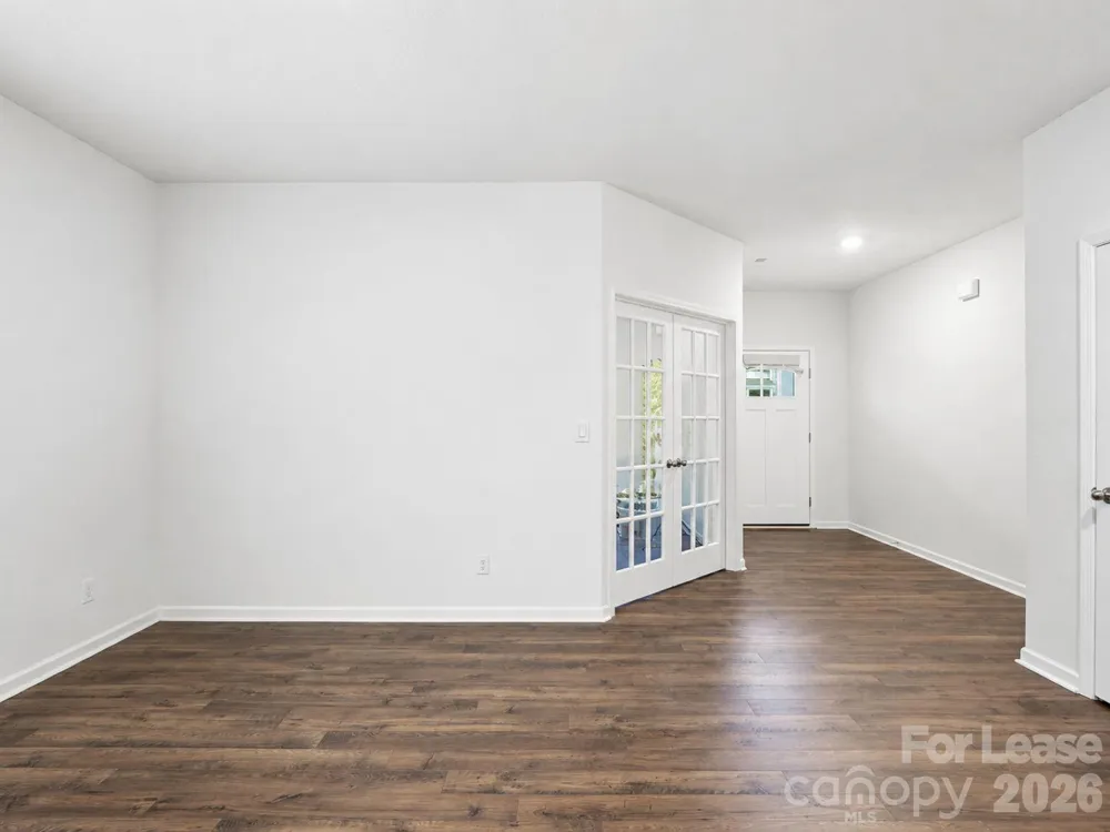 10971 Claystone Drive Davidson, NC 28036