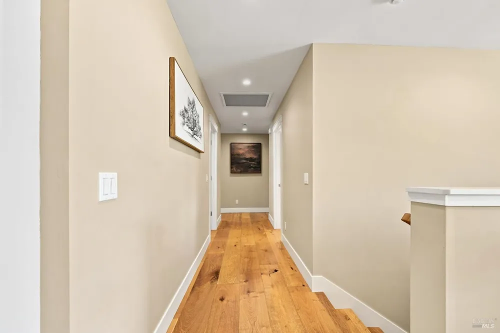 905 Robertson Road Glen Ellen, CA 95442