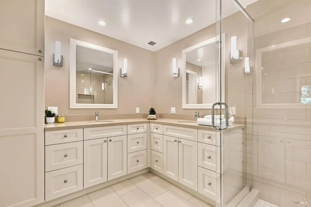 905 Robertson Road Glen Ellen, CA 95442