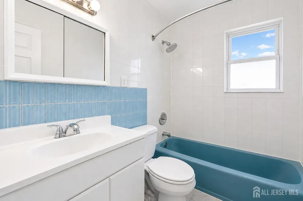 43 Gramercy Gardens #B Middlesex, NJ 08846