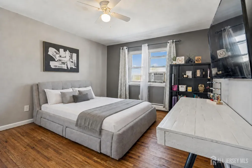 43 Gramercy Gardens #B Middlesex, NJ 08846