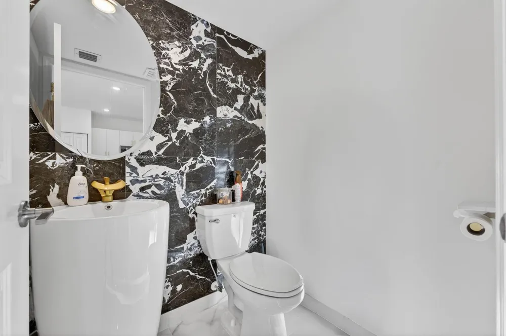 4668 NW 120th Way Coral Springs, FL 33076