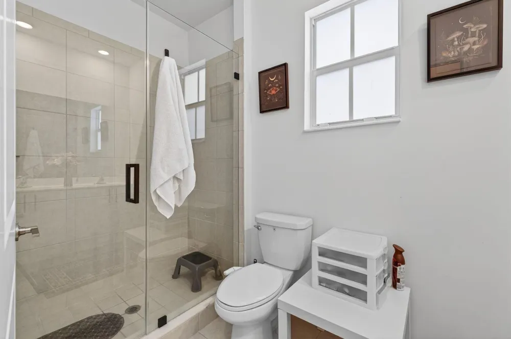 4668 NW 120th Way Coral Springs, FL 33076