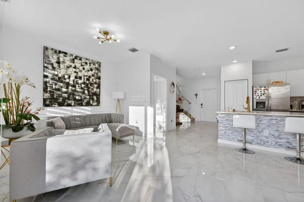 4668 NW 120th Way Coral Springs, FL 33076