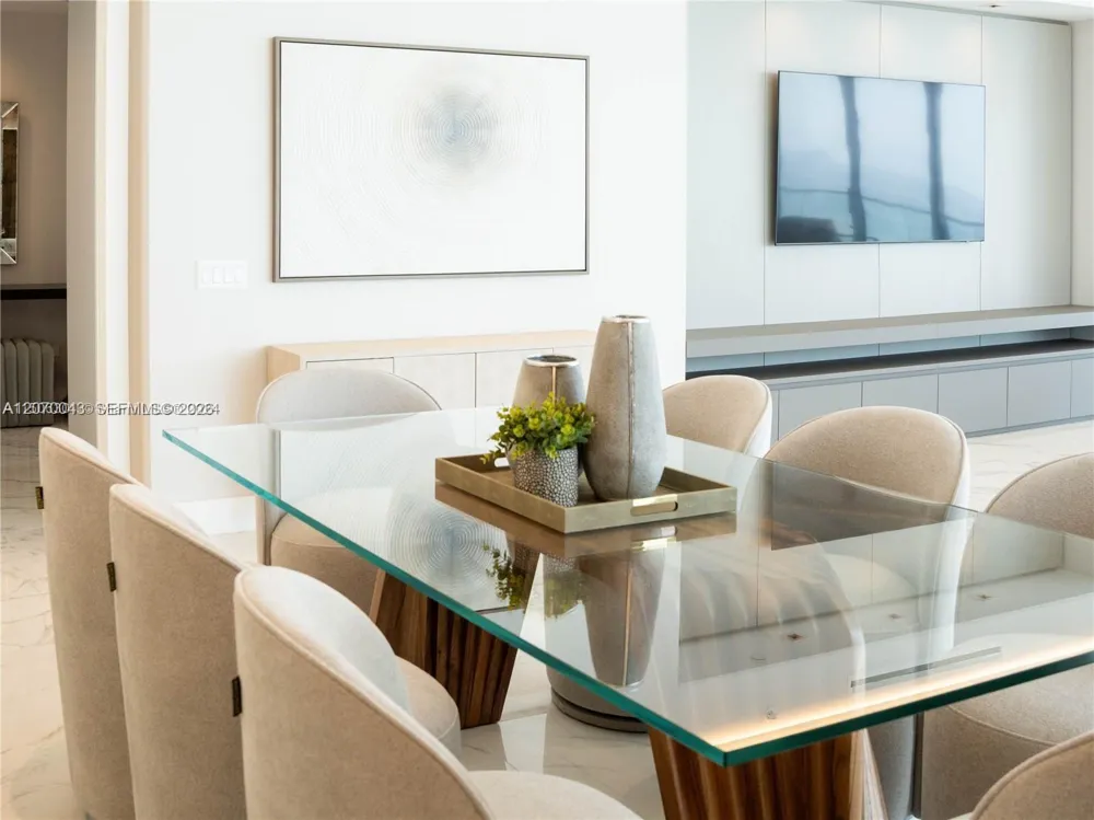 18501 Collins Ave #1104 Sunny Isles Beach, FL 33160
