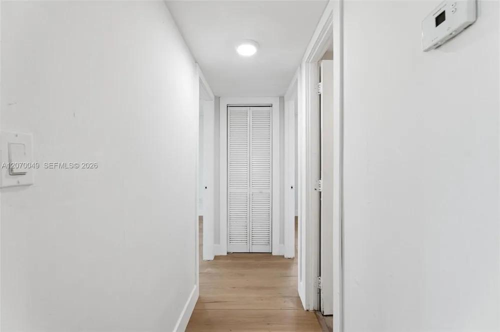 15205 NE 6th Ave #D305 Miami, FL 33162