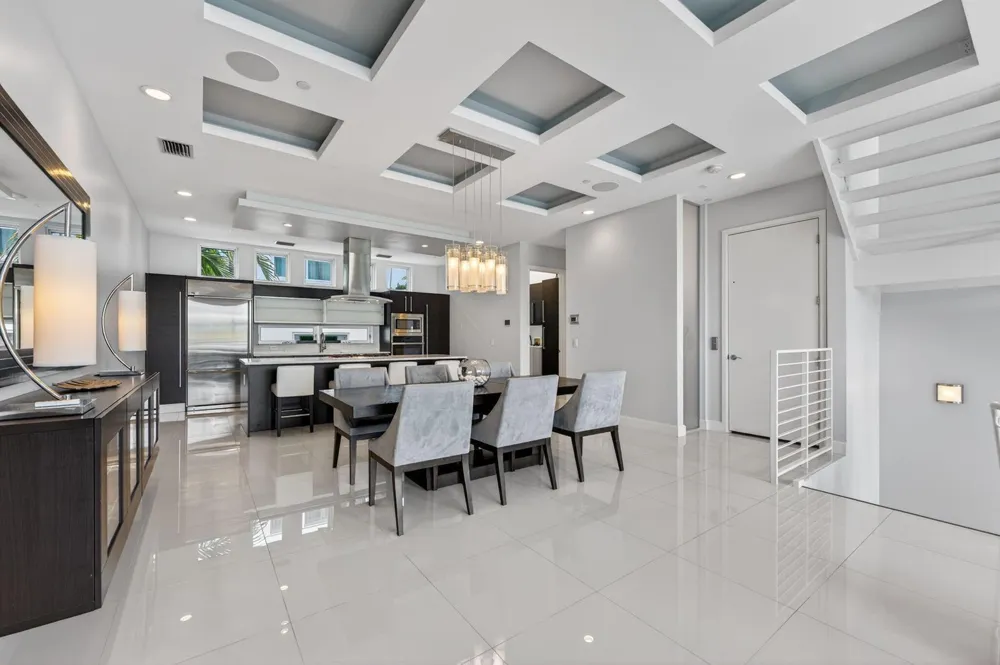 2743 NE 1ST STREET Pompano Beach, FL 33062