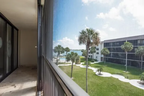 2424 FEDERAL Highway #309